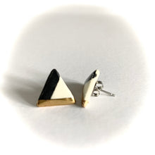 Luster Stud- Black Design Triangle 1